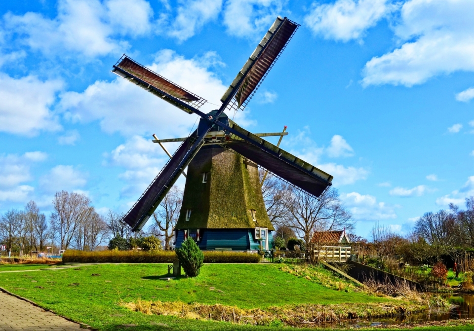 荷兰田园风车建筑乡村风情外景