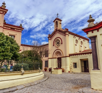 精美建筑设计米黄色外墙门窗外观