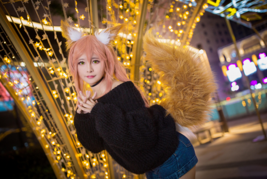 美女摄影_性感美女决胜毛衣高清写真