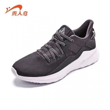 贵人鸟鞋子图片