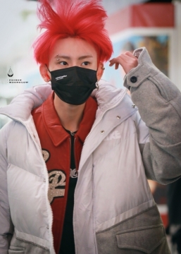 帅哥男明星小鬼王琳凯写真图片