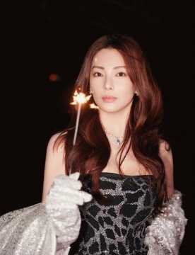 性感美女明星张雨绮豹纹妖娆写真图片