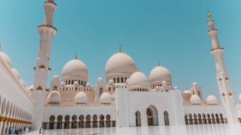 阿联酋阿布扎比清真寺自然风光高清桌面壁纸