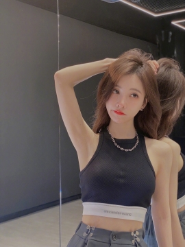 冯提莫妖娆身材性感写真