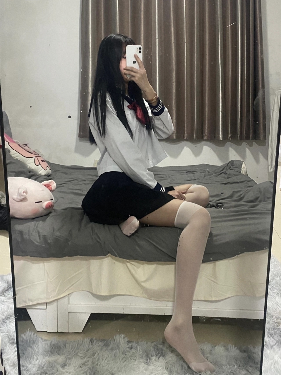 性感美女白丝美腿妩媚撩人写真