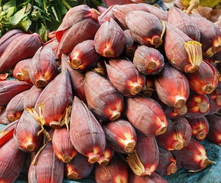 阳光户外新鲜美味健康芭蕉食物