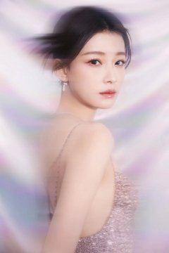 孙怡人鱼姬亮片裙写真