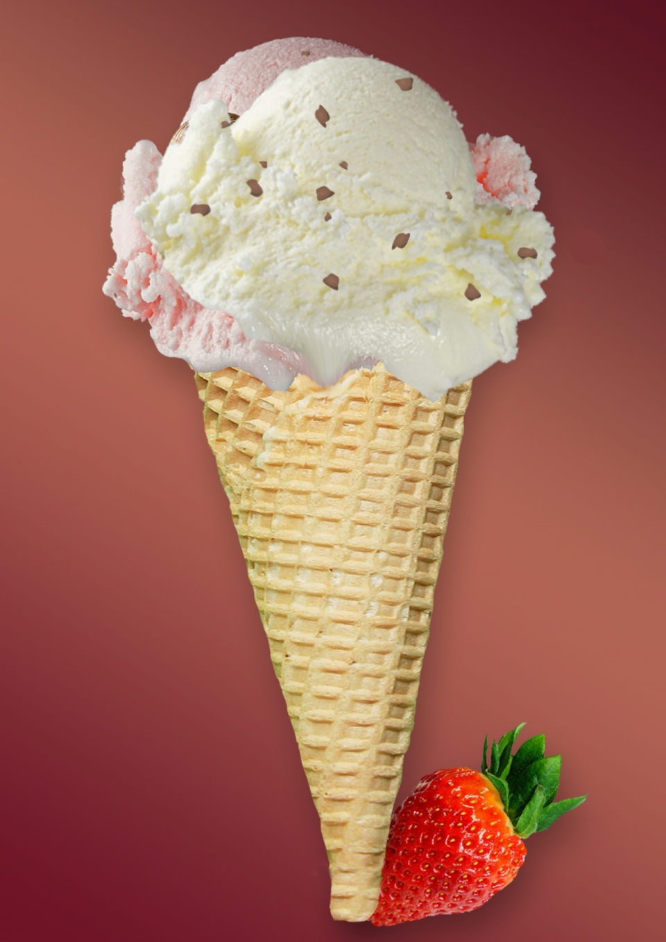 红色背景新鲜草莓水果美味蛋筒冰淇淋