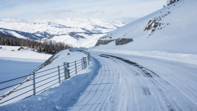 唯美冬季雪景高清桌面壁纸