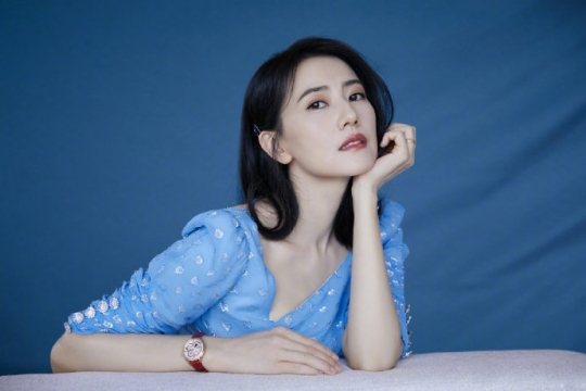 美女明星高圆圆妩媚优雅写真