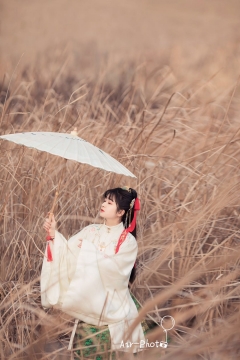 汉服美女撑伞艺术写真