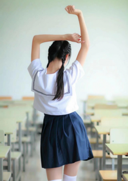双马尾校园制服美女背影写真