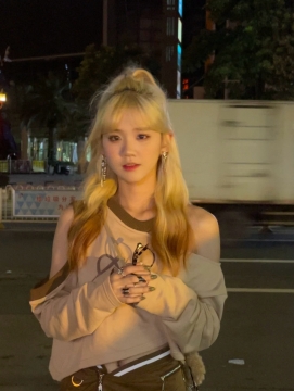 井川里予纯欲系性感写真图片