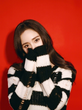 杨幂仙气十足写真