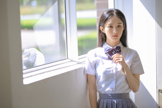 美女明星赵丽颖学生校服写真