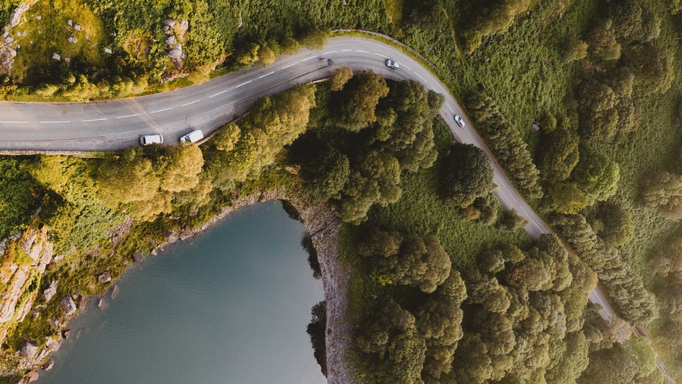 道路自然风光优美风景高清桌面壁纸