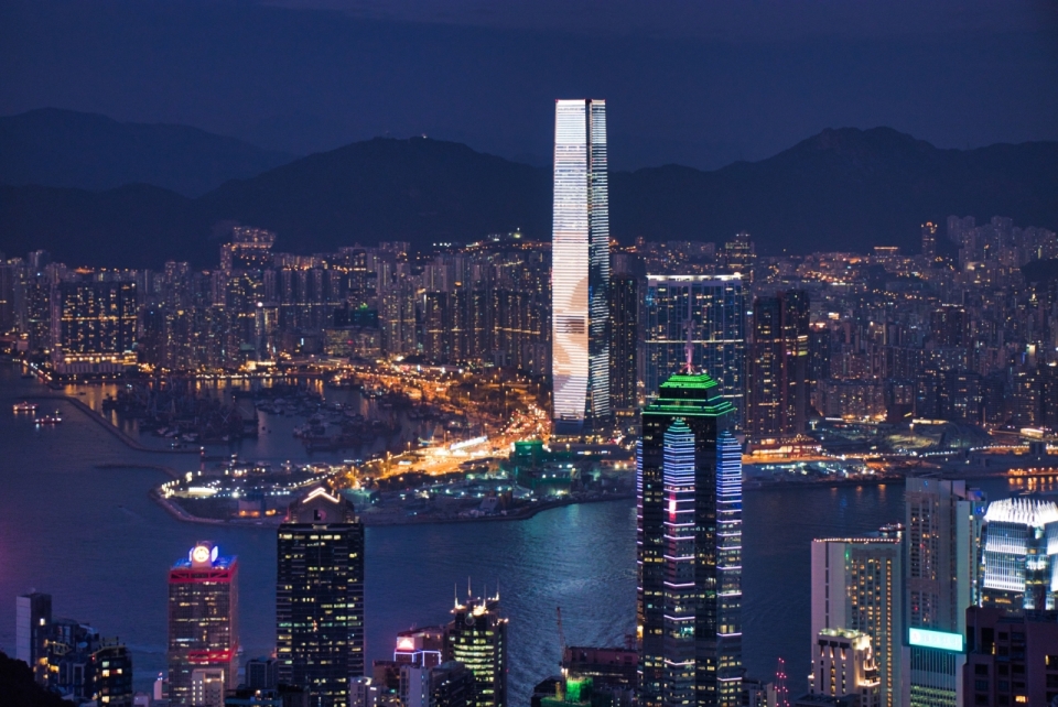 香港维多利亚港湾迷人城市夜景