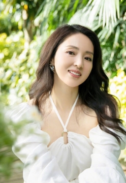 性感美女明星董璇写真