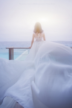 个人艺术照摄影_海边优雅气质美女高清写真