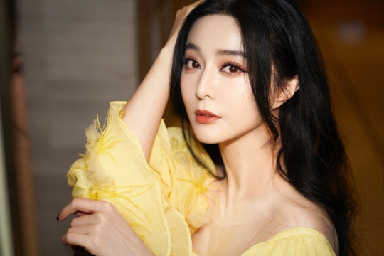 范冰冰活动造型图片