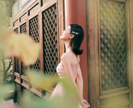 性感美女明星乔欣妩媚诱惑写真