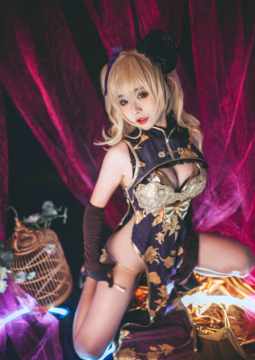 美女摄影_旗袍制服小姐姐私房诱惑写真