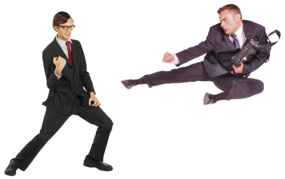 抱办公包西装男性戴眼镜商务男性打斗