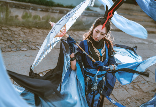 美女摄影_古风御姐人物外景写真