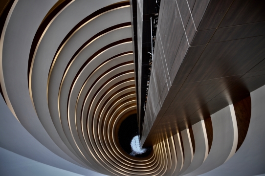 大师精心设计金属风格创意螺旋建筑