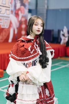 洛丽塔暗黑少女装