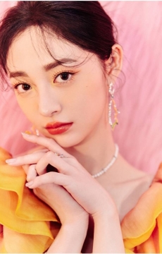 性感美女明星周洁琼妩媚写真