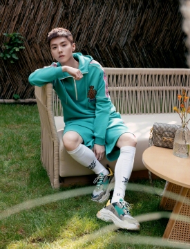 鹿晗帅气青春气息写真图片