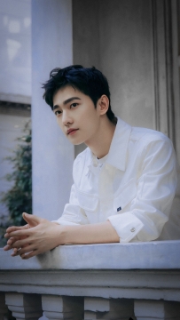 明星杨洋秋季帅气时尚写真