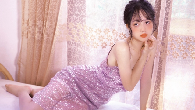 性感美女翘臀妖娆高清桌面壁纸