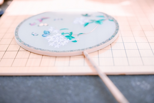 古风团扇近景图片