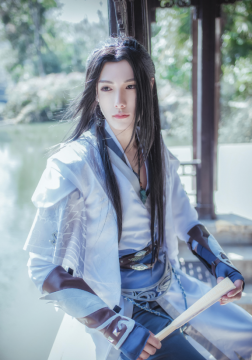 人物摄影_帅气少年长发古装淡雅写真