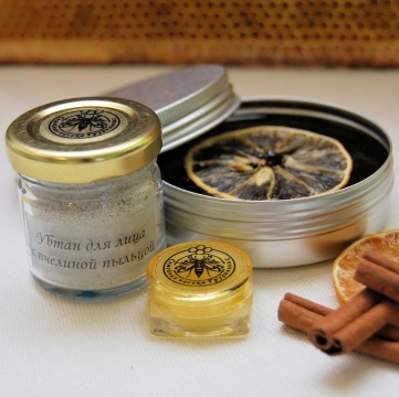 室内白色桌面美容化妆品柠檬肉桂