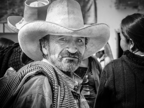 外国老牛仔大胡子男子帅气人像写真