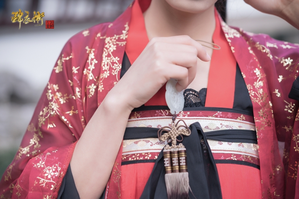 锦衣卫汉服COS美女高清图片下载_人物美女图