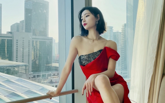 性感美女许佳琪图片桌面壁纸