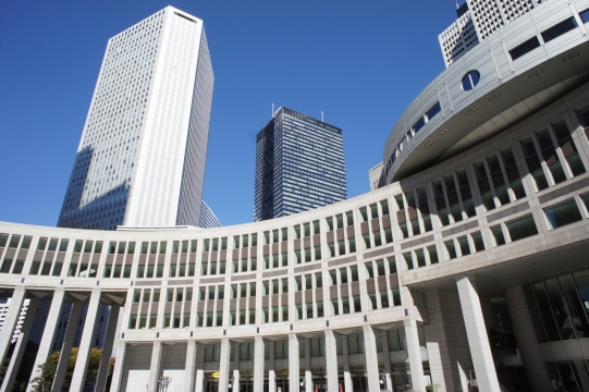 早晨蓝天城市现代高楼建筑