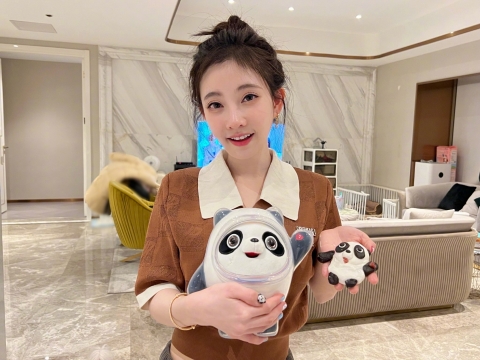 冰墩墩汤圆图片