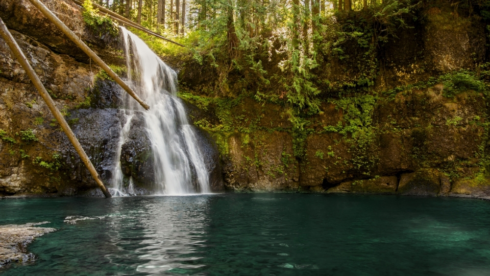 山涧溪水小溪河流自然风景高清桌面壁纸