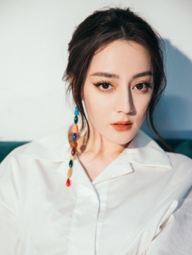 性感美女迪丽热巴妩媚诱惑写真