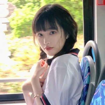 ins森系可爱女生头像图片