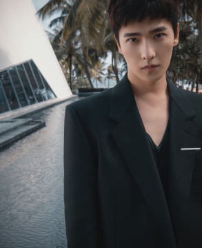 GQ人物盛典杨洋写真图片