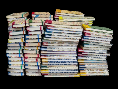 黑色背景彩色创意图案封面笔记本