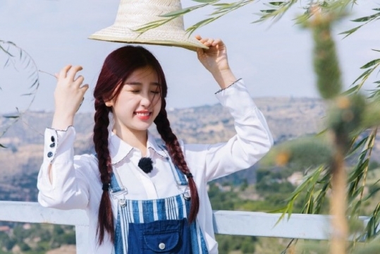 性感美女明星虞书欣妩媚诱惑写真