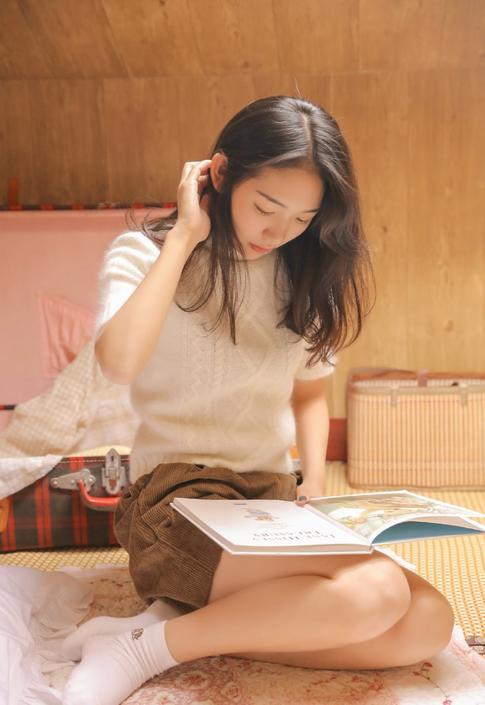 氧气美女学生妹性感高清桌面壁纸