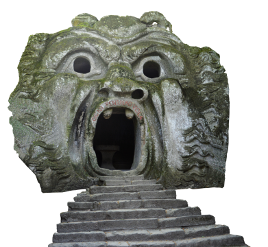 嚎哭造型的石头洞口和台阶
